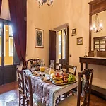 Piandaccoli Vila Lastra a Signa