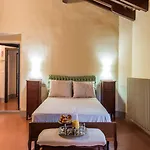 Piandaccoli Vila