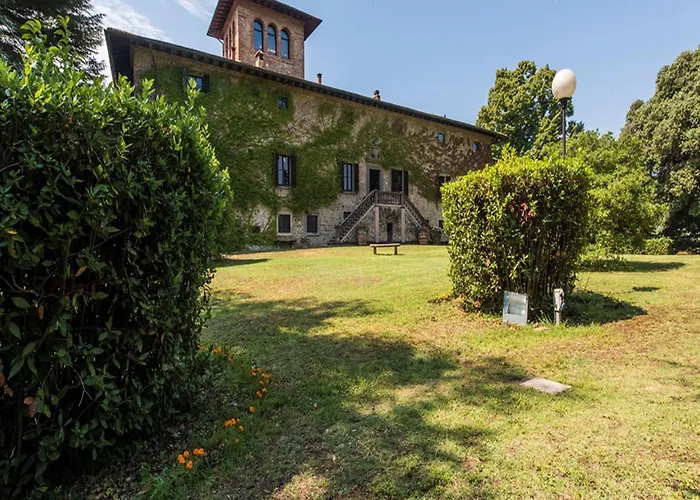 Piandaccoli Villa *